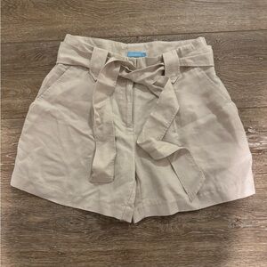 NWOT J.McLaughlin Solid Abbie Linen-Blend Short Sand